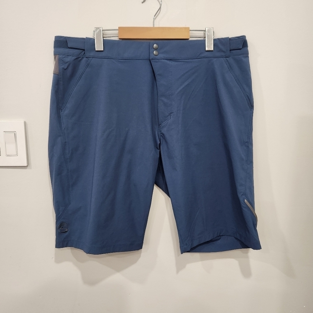Showers Pass Gravel Shorts Mens 38 Blue Zip Pockets Outdoor Hiking Adult Stretch